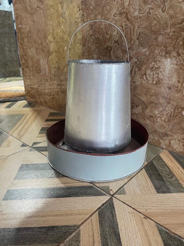 METALIC POULTRY FEEDER 12KG - Image 2