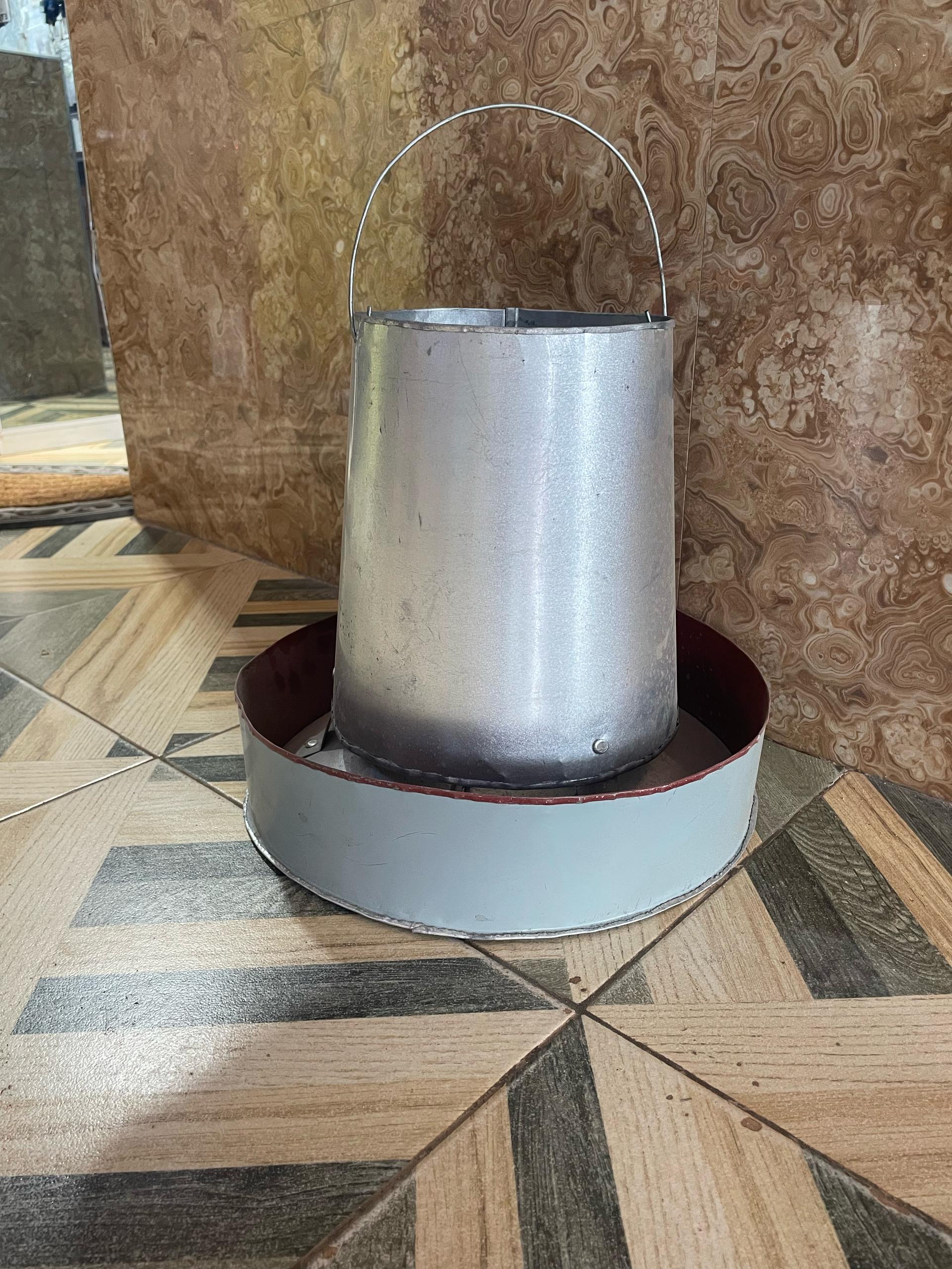 METALIC POULTRY FEEDER 12KG - Image 2